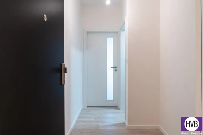 Prodej bytu 1+kk, Praha, Mladoboleslavská, 29 m2