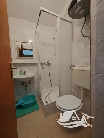 Prodej vícegeneračního domu, Njivice, Chorvatsko, 130 m2