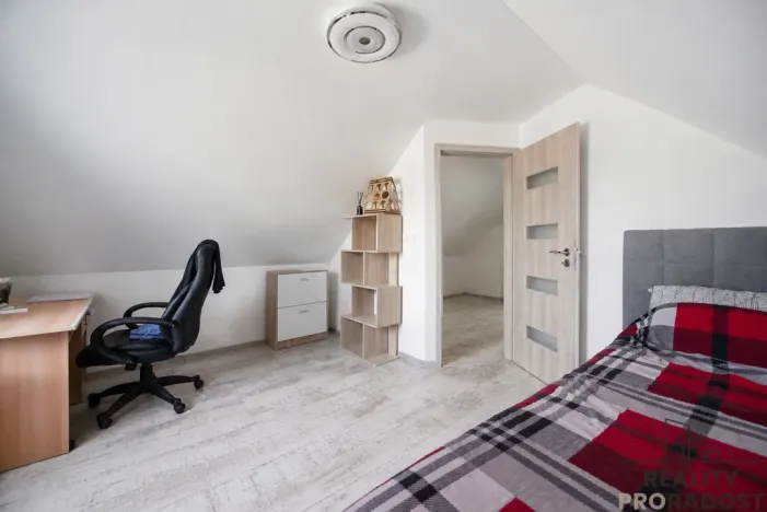 Prodej rodinného domu, Smiřice, 170 m2