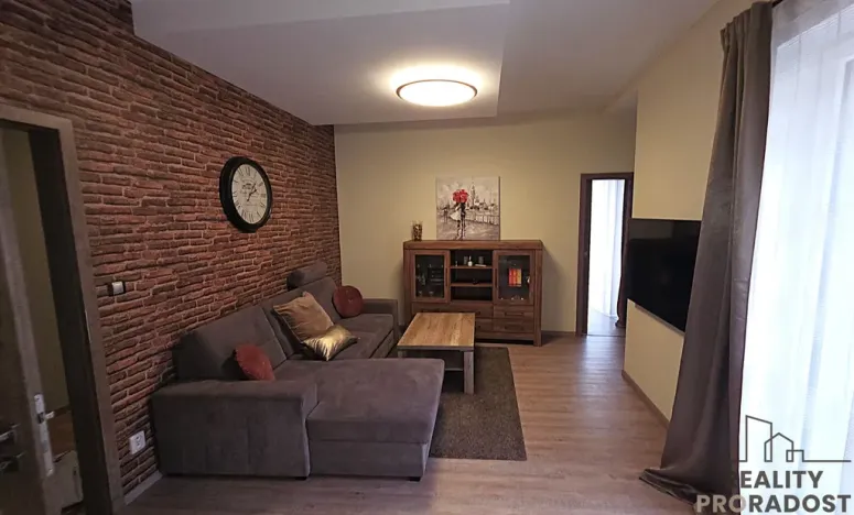 Pronájem bytu 2+kk, Brno, Křenová, 4970 m2
