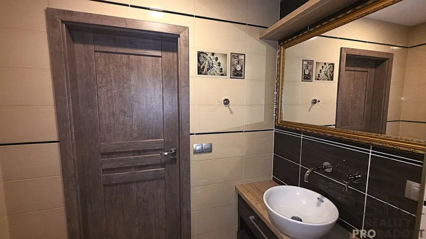 Pronájem bytu 2+kk, Brno, Křenová, 58 m2