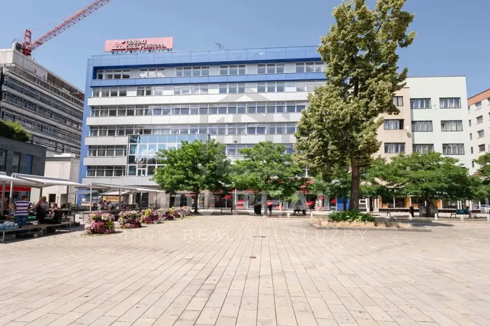 Pronájem bytu 2+kk, Pardubice, třída Míru, 44 m2
