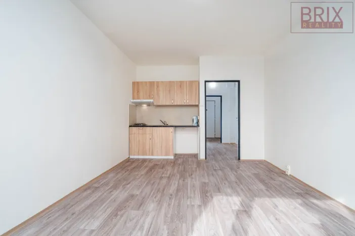 Prodej bytu 1+kk, Praha, Vavřenova, 28 m2