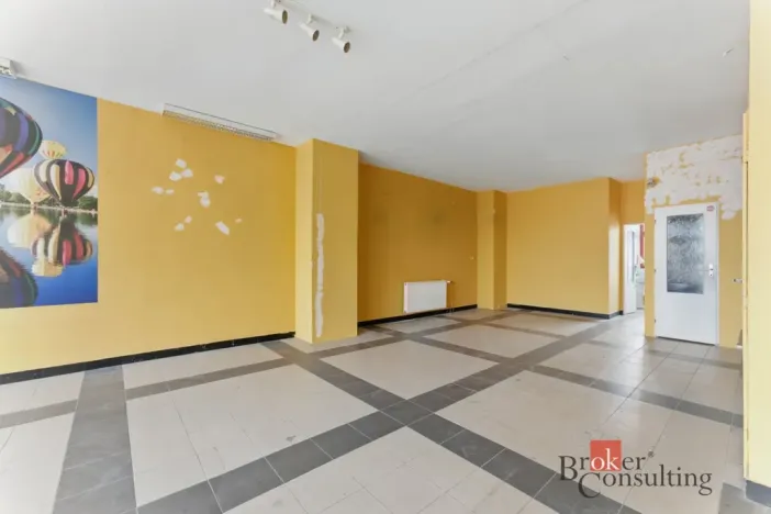 Prodej obchodního prostoru, Žďár nad Sázavou - Žďár nad Sázavou 6, Nádražní, 63 m2