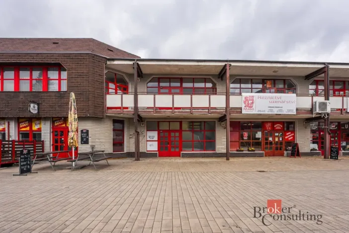 Prodej obchodního prostoru, Žďár nad Sázavou - Žďár nad Sázavou 6, Nádražní, 63 m2