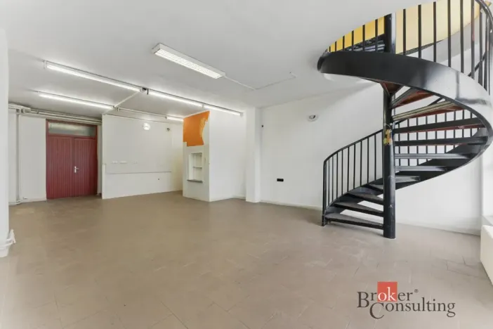 Prodej obchodního prostoru, Žďár nad Sázavou - Žďár nad Sázavou 6, Nádražní, 63 m2