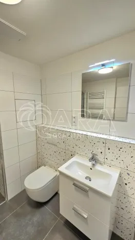 Pronájem bytu 2+kk, Praha - Hlubočepy, Fabiánové, 42 m2