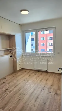 Pronájem bytu 2+kk, Praha - Hlubočepy, Fabiánové, 42 m2