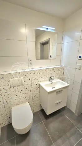 Pronájem bytu 2+kk, Praha - Hlubočepy, Fabiánové, 42 m2