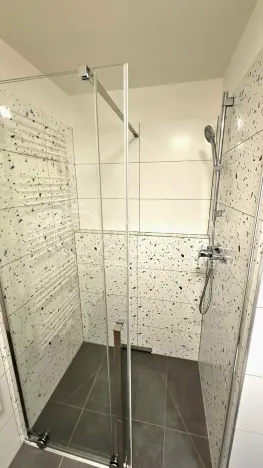 Pronájem bytu 2+kk, Praha - Hlubočepy, Fabiánové, 42 m2