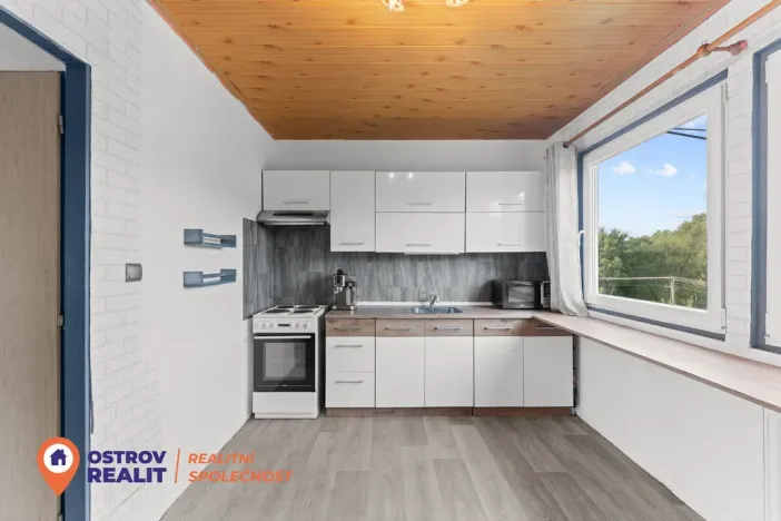 Prodej bytu 3+1, Horní Loděnice, 63 m2