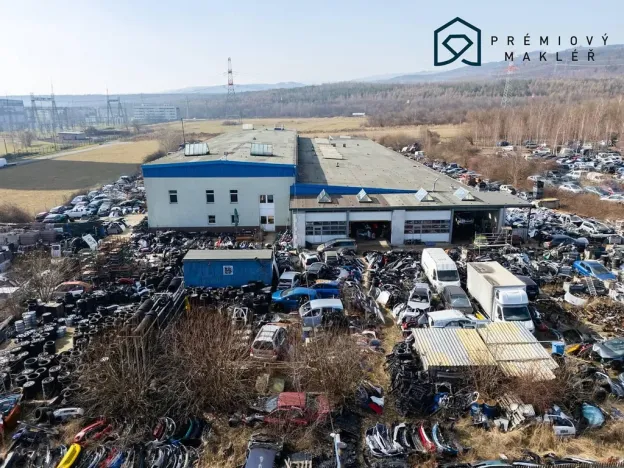 Prodej komerčního pozemku, Místo, 47801 m2