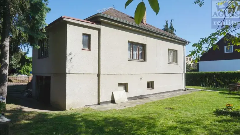 Prodej rodinného domu, Praha - Vinoř, Dašická, 182 m2