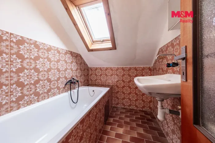 Prodej rodinného domu, Bechyně - Hvožďany, 230 m2