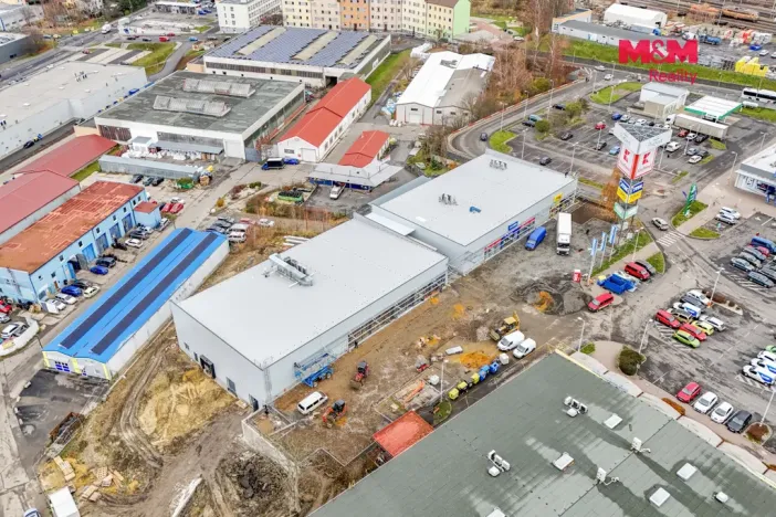 Pronájem výrobních prostor, Cheb, Karlova, 2200 m2