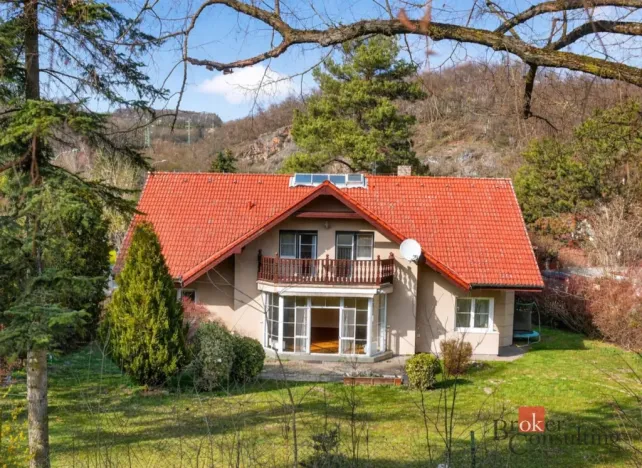 Prodej rodinného domu, Praha - Dejvice, K vršíčku, 258 m2
