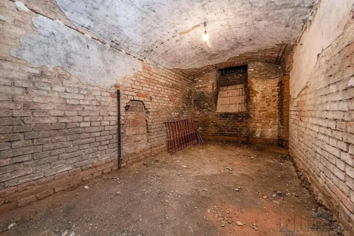Prodej obchodního prostoru, Praha - Vinohrady, Chodská, 99 m2