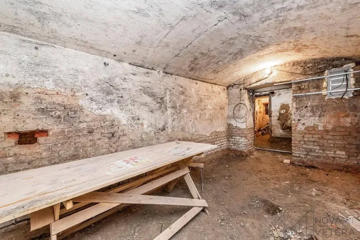 Prodej obchodního prostoru, Praha - Vinohrady, Chodská, 99 m2