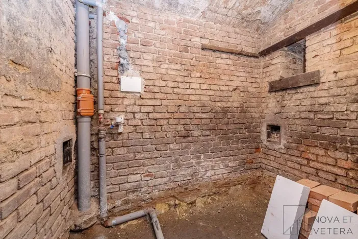 Prodej obchodního prostoru, Praha - Vinohrady, Chodská, 99 m2