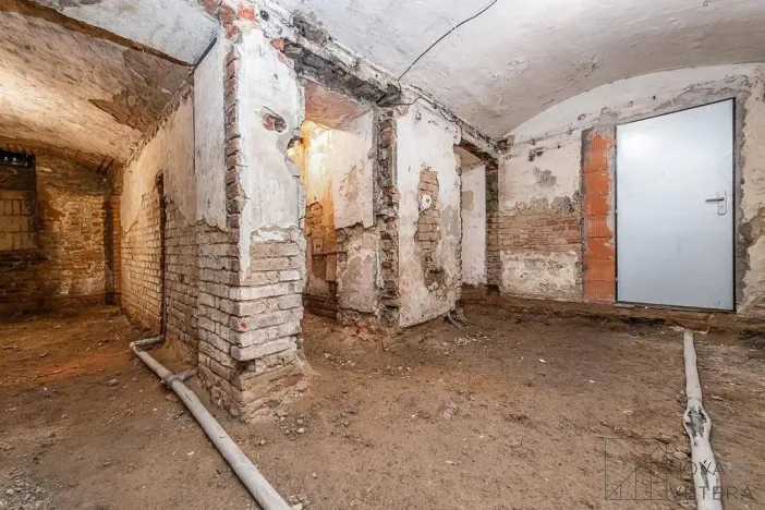 Prodej obchodního prostoru, Praha - Vinohrady, Chodská, 99 m2