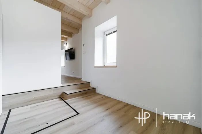 Pronájem bytu 3+kk, Velký Újezd, Přerovská, 85 m2