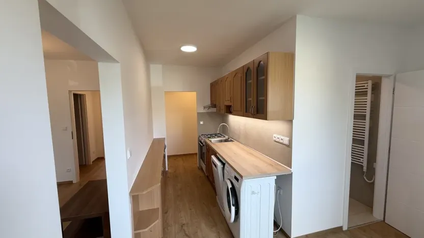 Pronájem bytu 2+1, Zlín, Kúty, 63 m2