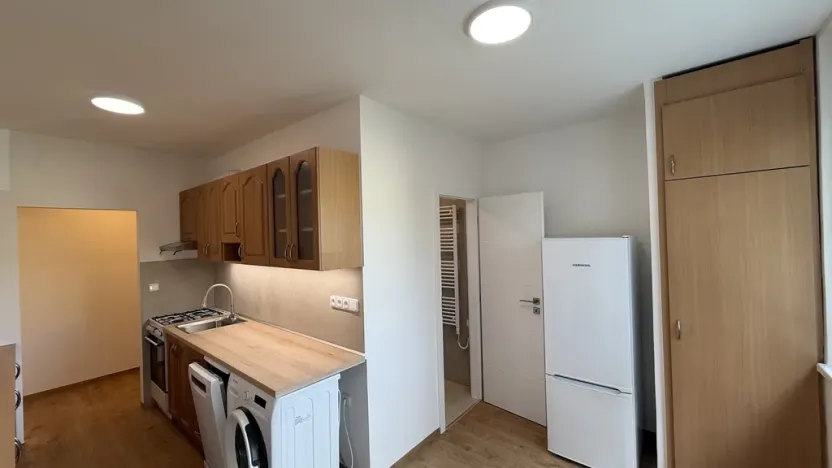 Pronájem bytu 2+1, Zlín, Kúty, 63 m2