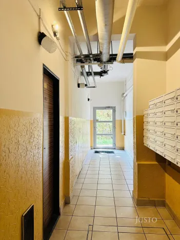 Pronájem bytu 2+kk, Praha - Kamýk, Zimova, 43 m2