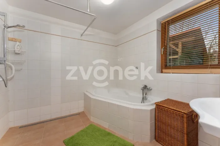 Prodej rodinného domu, Hvozdná, Hlavní, 312 m2