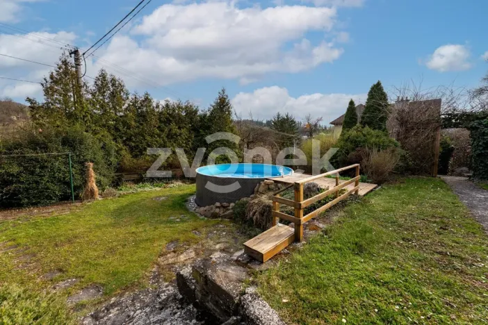 Prodej pozemku pro bydlení, Hvozdná, Hlavní, 470 m2