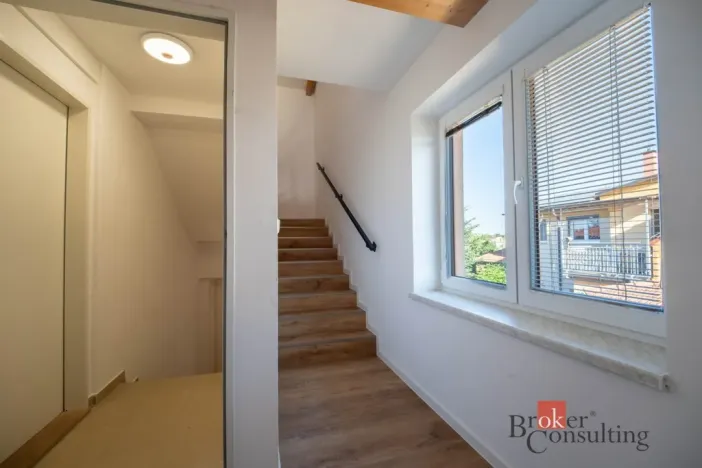 Pronájem bytu 3+kk, Újezd u Brna, 9. května, 105 m2