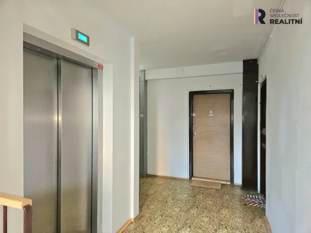 Pronájem bytu 2+kk, Praha - Řepy, Makovského, 47 m2