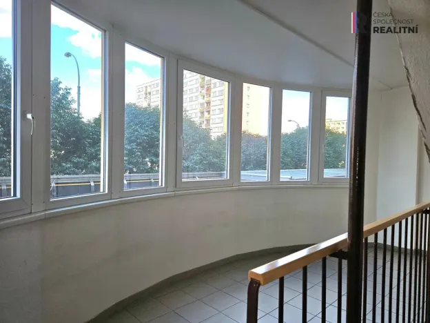 Pronájem bytu 2+kk, Praha - Řepy, Makovského, 47 m2