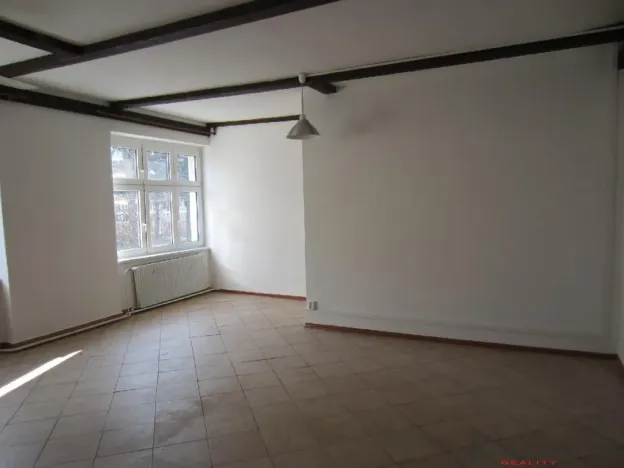 Pronájem bytu 1+kk, Zlín, Štefánikova, 45 m2