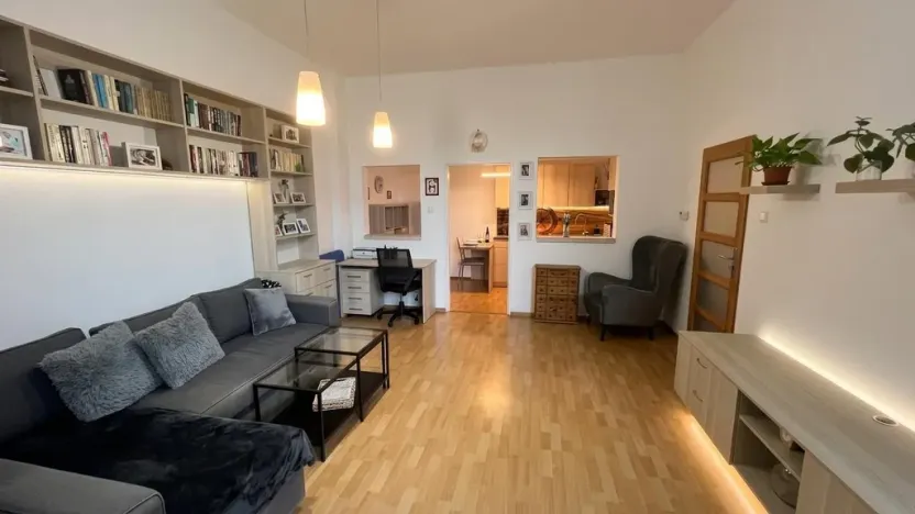 Prodej komerční nemovitosti, Teplice, Karla Čapka, 353 m2