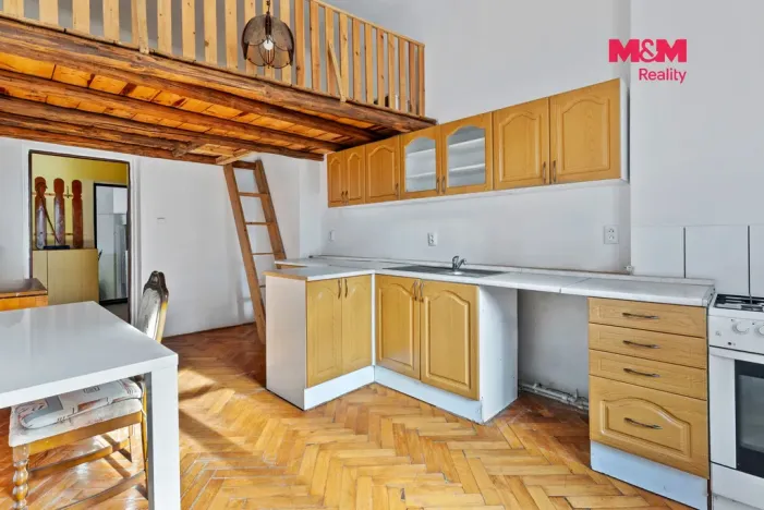 Prodej bytu 2+1, Liberec - Liberec I-Staré Město, Klostermannova, 240 m2