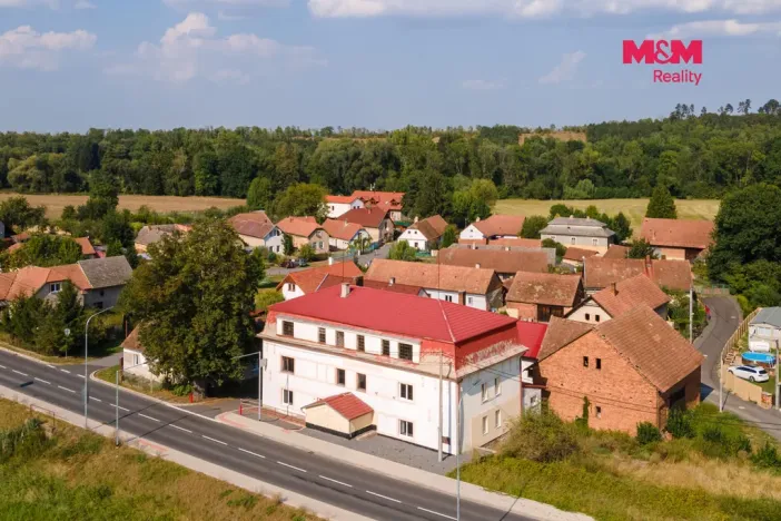 Prodej restaurace, Chrast - Podlažice, 631 m2