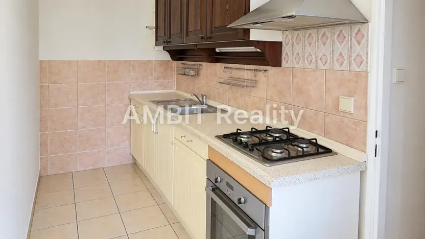 Pronájem bytu 3+1, Praha - Dejvice, Evropská, 80 m2