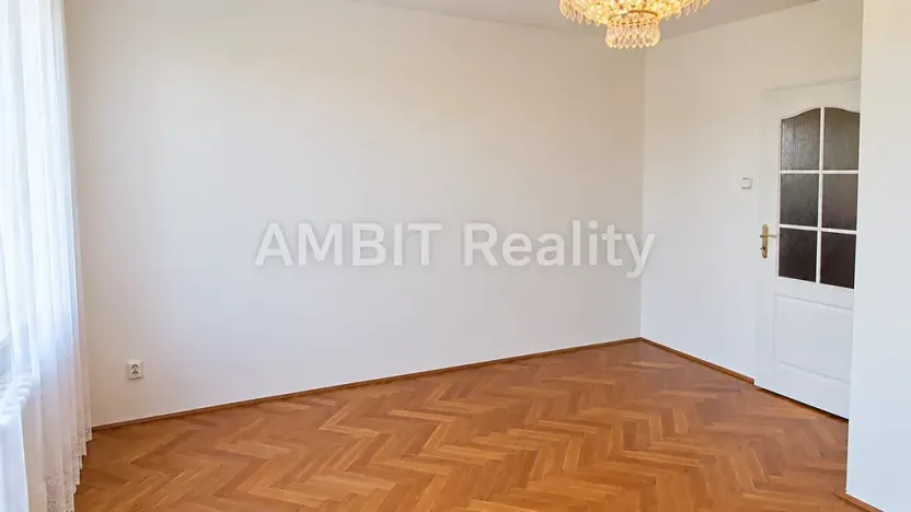Pronájem bytu 3+1, Praha - Dejvice, Evropská, 80 m2