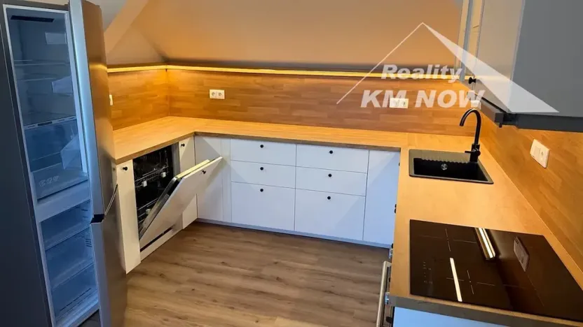 Pronájem bytu 3+kk, Kroměříž, Velké náměstí, 80 m2