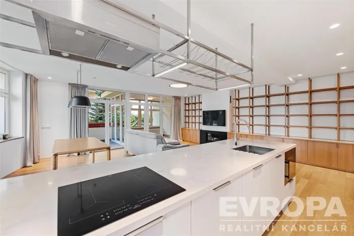 Pronájem bytu 4+kk, Praha - Strašnice, Pod strašnickou vinicí, 113 m2