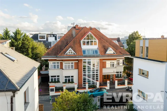 Pronájem bytu 4+kk, Praha - Strašnice, Pod strašnickou vinicí, 113 m2