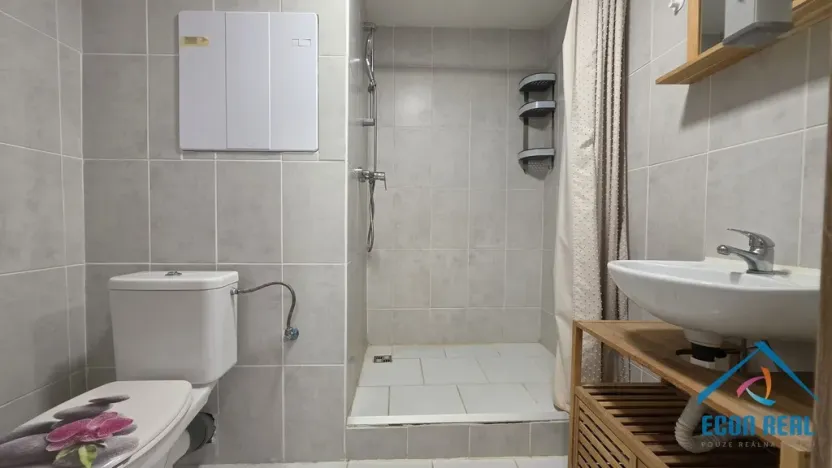 Prodej bytu 2+kk, Praha - Černý Most, Bratří Venclíků, 45 m2