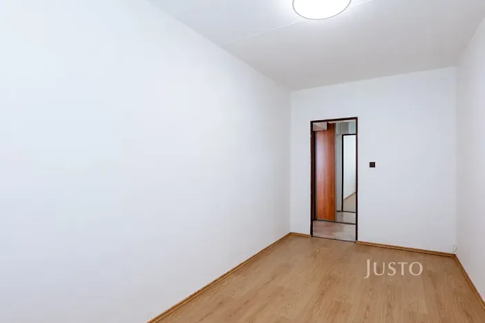 Pronájem bytu 3+kk, Praha - Petrovice, Rezlerova, 63 m2