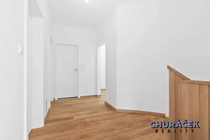 Prodej bytu 4+kk, Praha - Libeň, Nad Okrouhlíkem, 105 m2