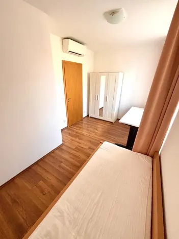Pronájem bytu 3+kk, Praha - Karlín, Křižíkova, 73 m2