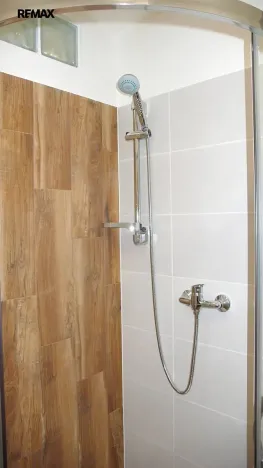 Pronájem bytu 1+1, Kladno, Finská, 43 m2