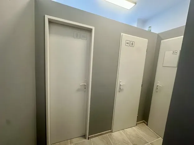 Pronájem obchodního prostoru, Liberec, Revoluční, 4 m2