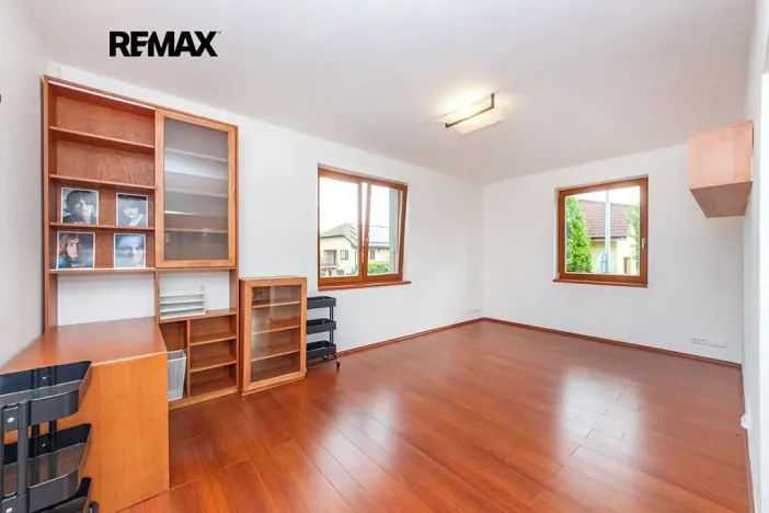 Prodej rodinného domu, Praha - Řeporyje, Havlůjové, 300 m2
