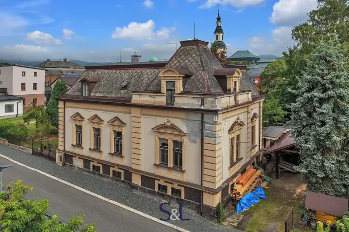 Prodej rodinného domu, Nový Bor, Boženy Němcové, 280 m2